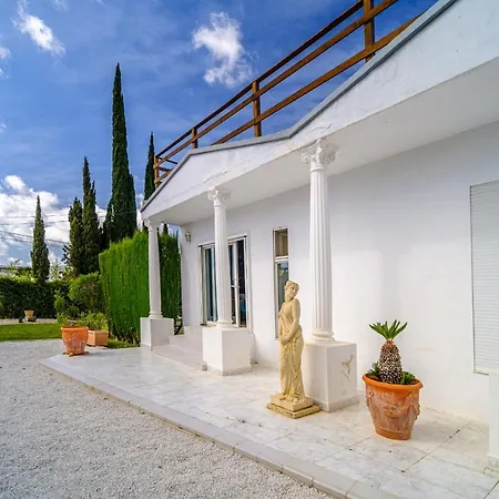 Villa Bahamas - Your Very Own Fairytale Vacation Palace-3